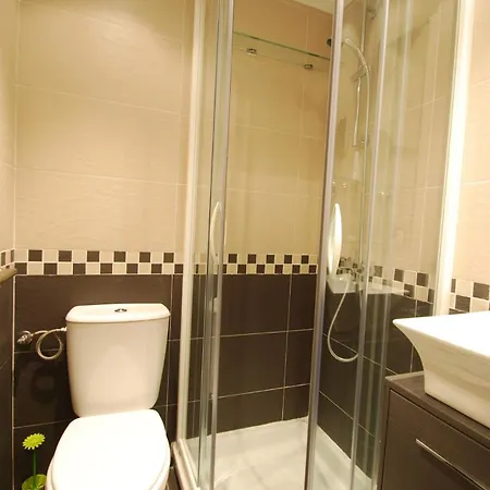 Duplex In The Huca Area, 3 Bedrooms, 2 Bathrooms, Garaje, Wifi Oviedo